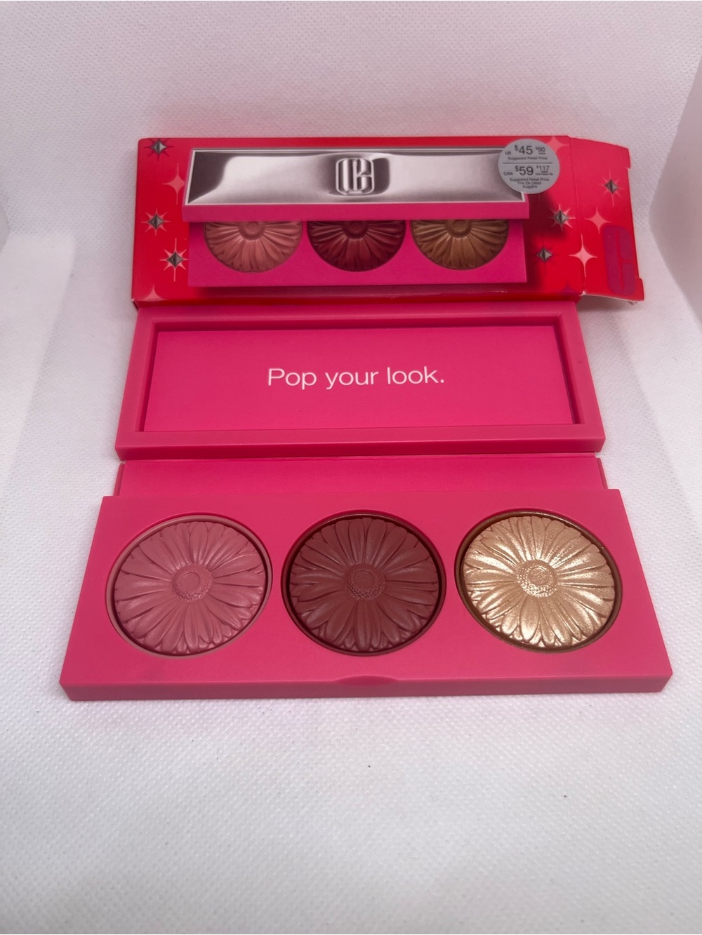 NEW CLINIQUE GLOW TO GO CHEEK PALETTE